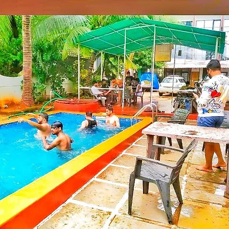 Bob Beach Hotel